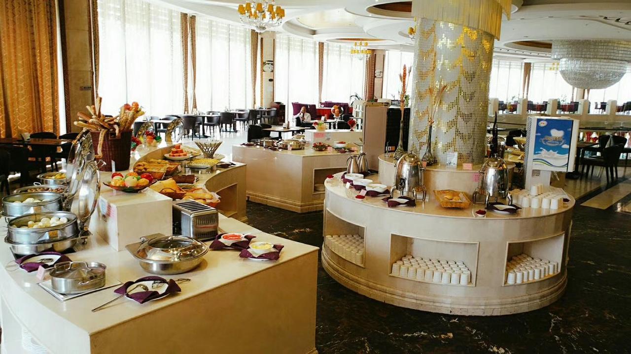 Xiangjiang Hotel Kunming Esterno foto